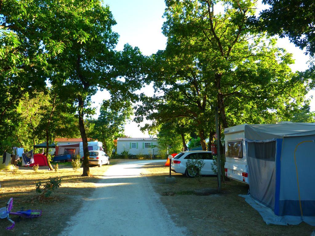 Camping La Maurie Foulerot Luaran gambar